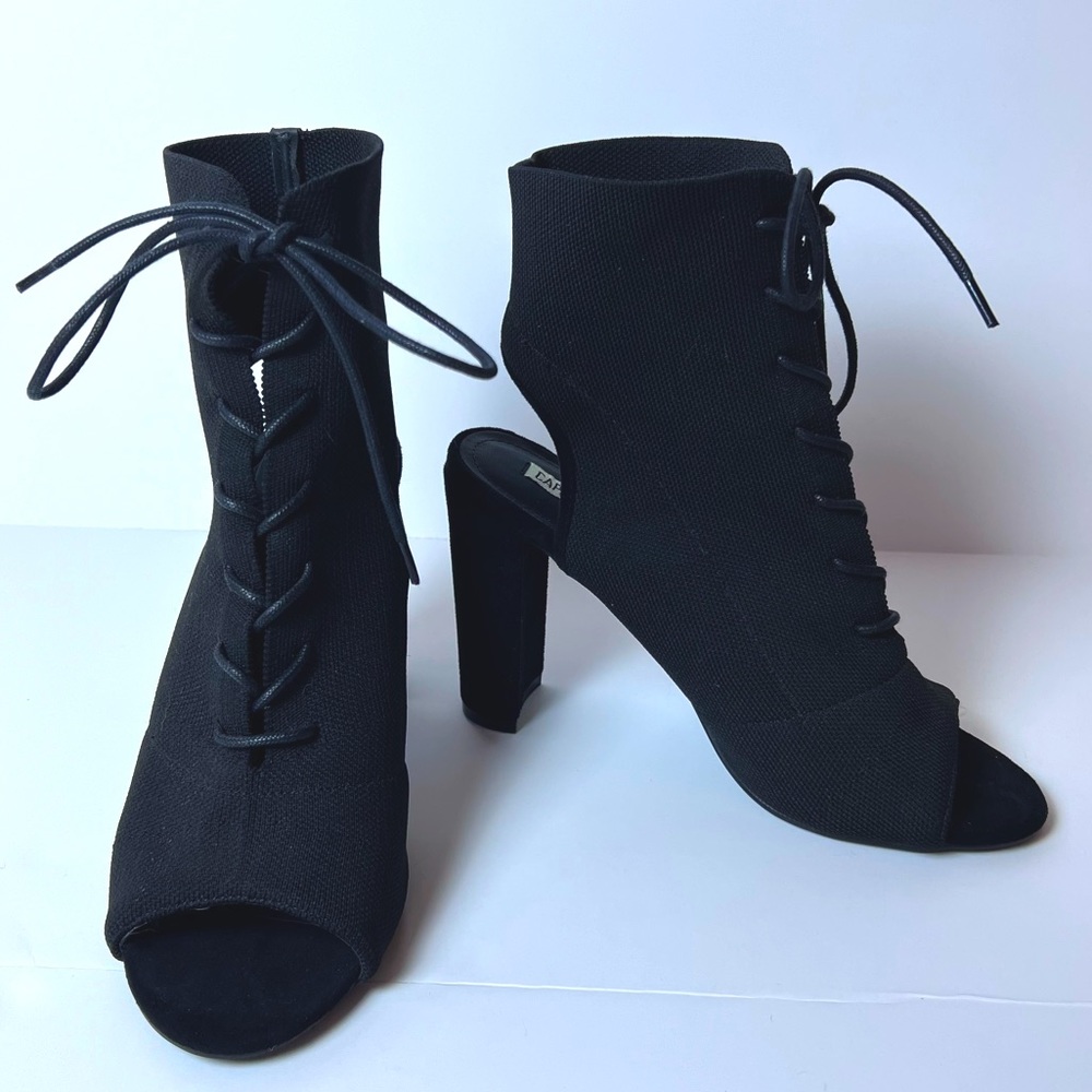 Cape Robbin Black Peep Toe Sock Chunky Heels - Knock Off Of Steve Madden Size 9